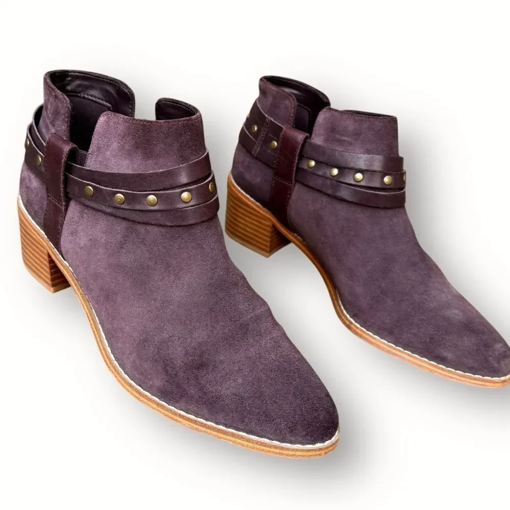 Clarks Women's Burgundy Western Harness Suede Ankle Boots Size 7.5 Studded Strap